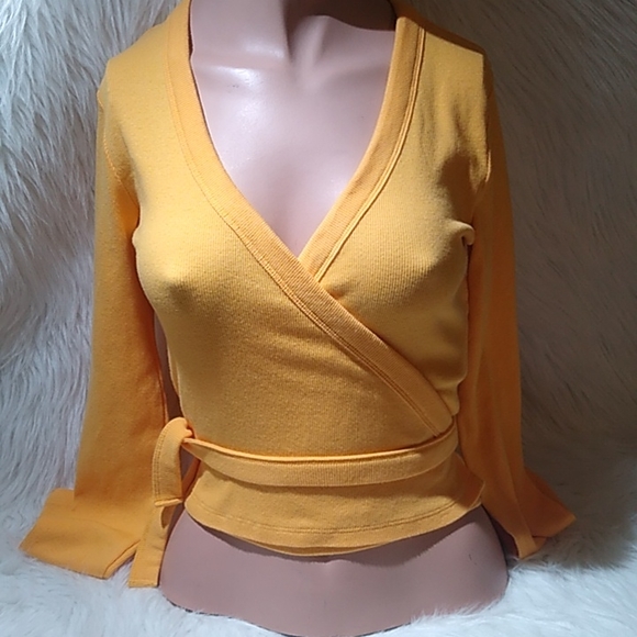 Levi's Tops - Levi's Wrap Top